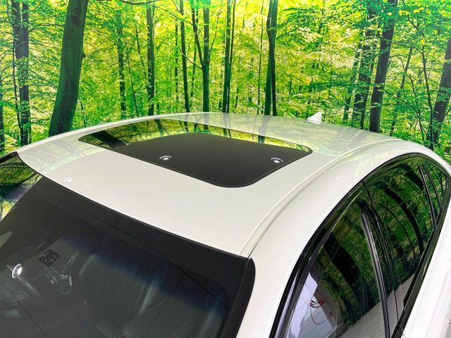 TOYOTA CROWN SEDAN HYBRID 2018 Image 31