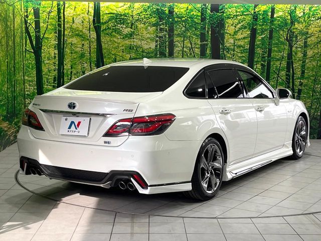 TOYOTA CROWN SEDAN HYBRID 2018 Image 31