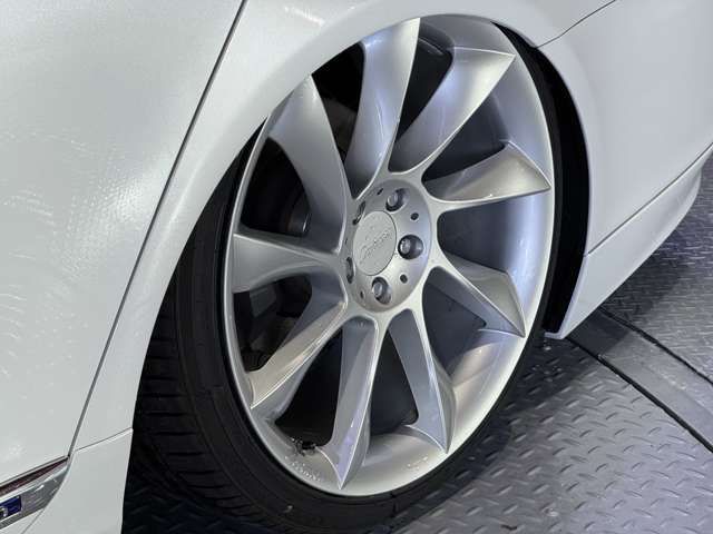 TOYOTA LEXUS LS460 2012 Image 31