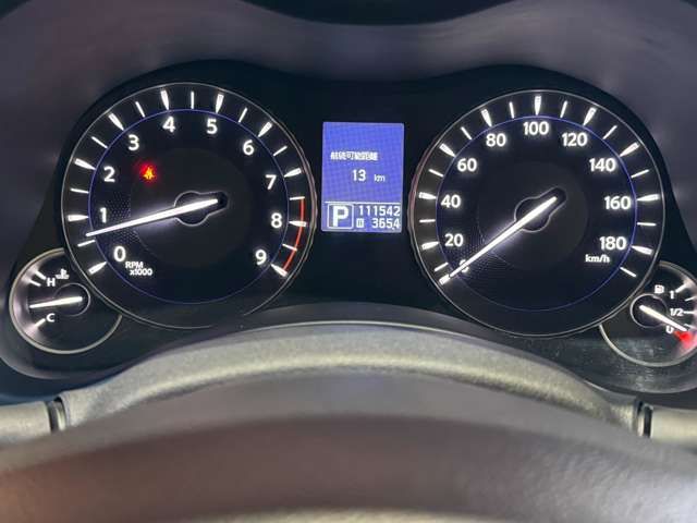 NISSAN FUGA 2010 Image 31