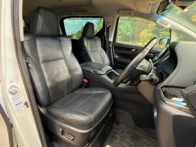 TOYOTA ALPHARD HYBRID 4WD 2018 Image 31
