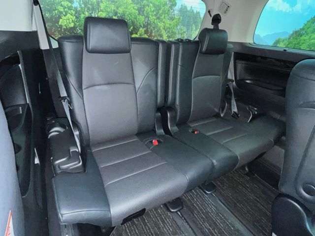 TOYOTA ALPHARD HYBRID 4WD 2018 Image 31
