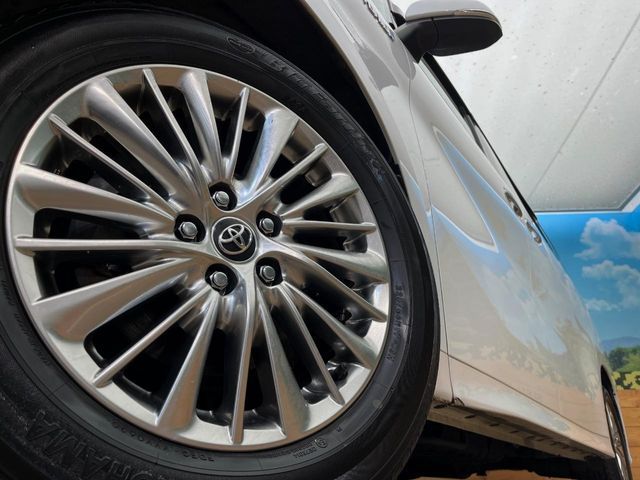 TOYOTA ALPHARD HYBRID 4WD 2018 Image 31