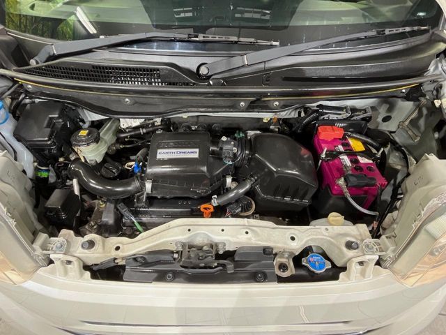 HONDA N BOX 2016 Image 31