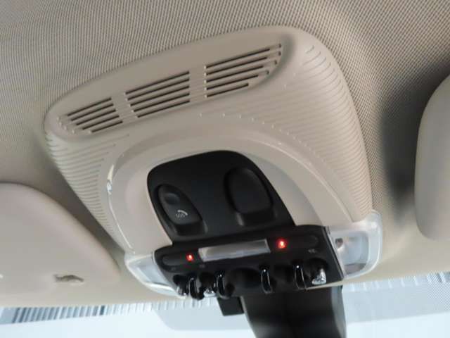 BMW MINI ONE 5DOOR 2021 Image 31