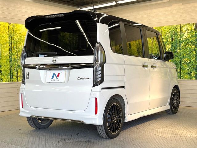 HONDA N BOX CUSTOM 2022 Image 31