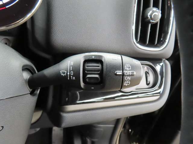 BMW MINI COOPER D CROSSO 2023 Image 31