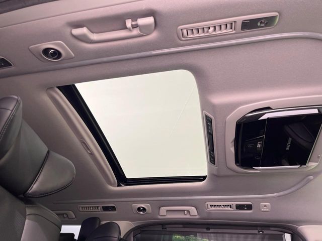 TOYOTA VELLFIRE  HYBRID 4WD 2019 Image 31