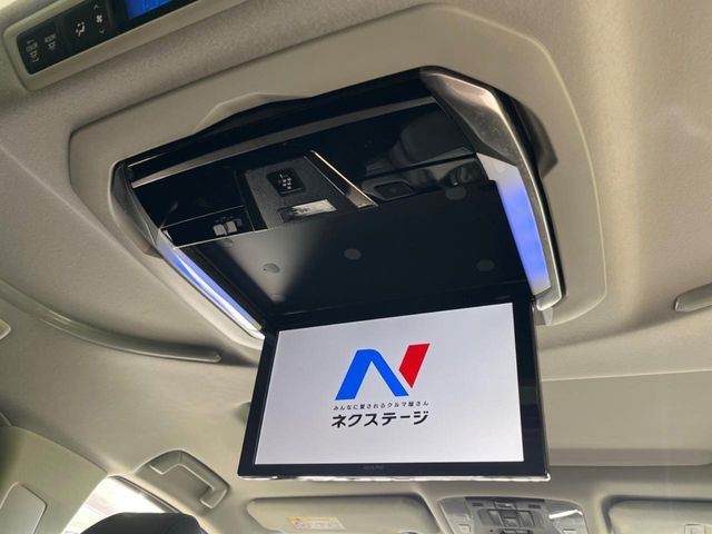 TOYOTA VELLFIRE  HYBRID 4WD 2019 Image 31