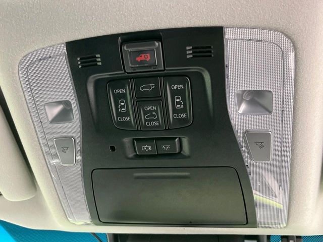 TOYOTA VELLFIRE  HYBRID 4WD 2019 Image 31