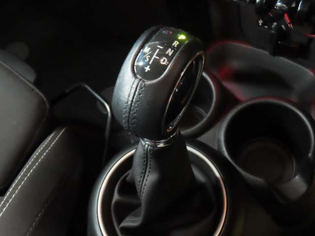 BMW MINI COOPER S 2015 Image 31