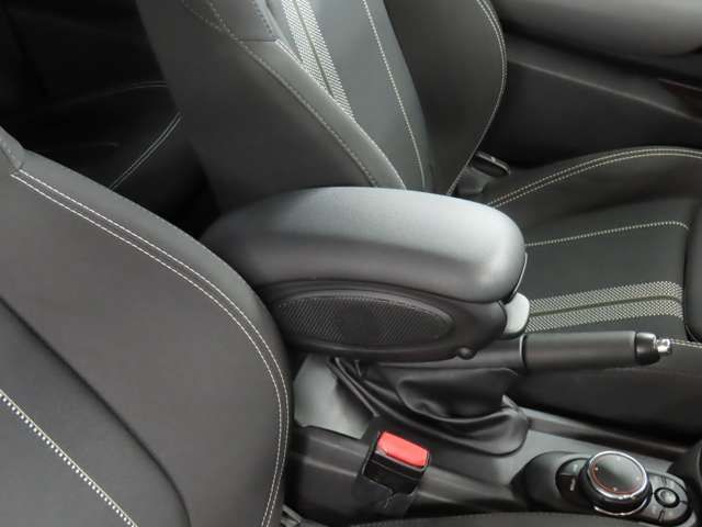 BMW MINI COOPER S 2015 Image 31