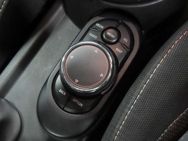 BMW MINI COOPER 5DOO 2016 Image 31