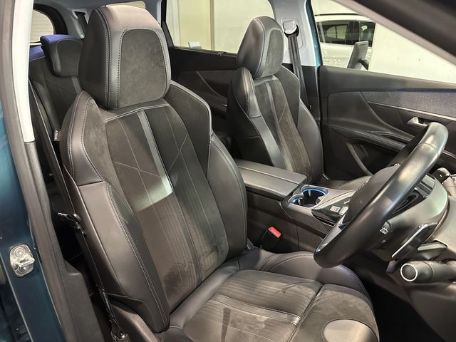 PEUGEOT 5008 2021 Image 31