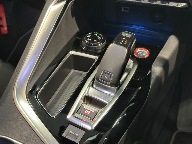 PEUGEOT 5008 2021 Image 31