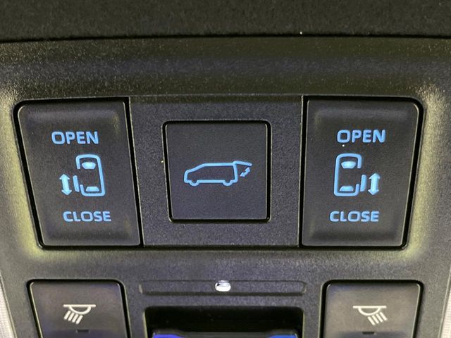 TOYOTA NOAH HYBRID 4WD 2023 Image 31