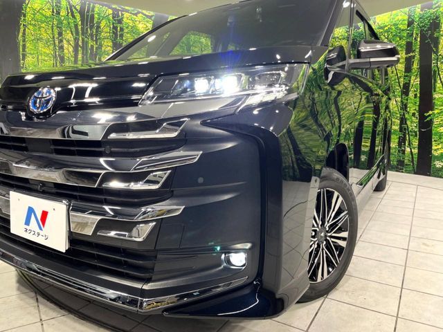 TOYOTA NOAH HYBRID 4WD 2023 Image 31