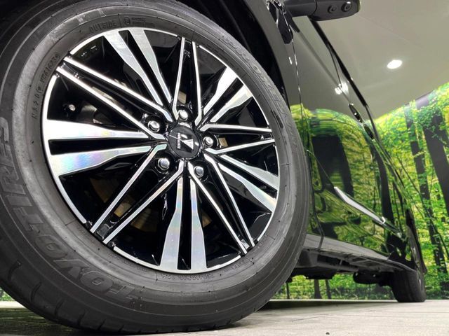 TOYOTA NOAH HYBRID 4WD 2023 Image 31