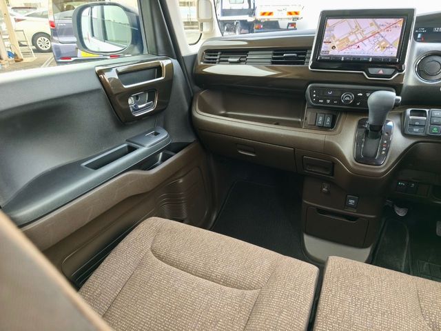HONDA N BOX 2023 Image 31