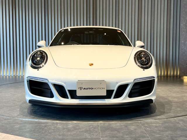 PORSCHE 911 2018 Image 31