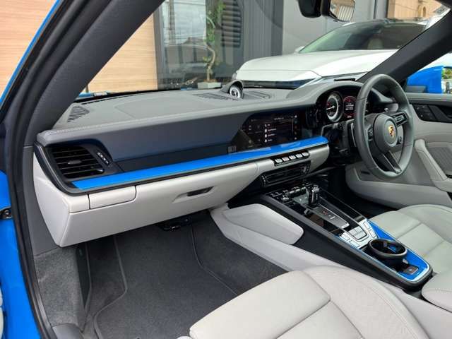 PORSCHE 911 2023 Image 31