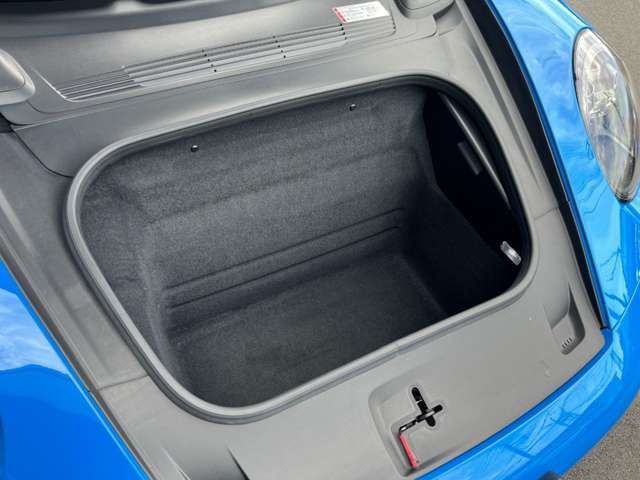 PORSCHE 911 2023 Image 31