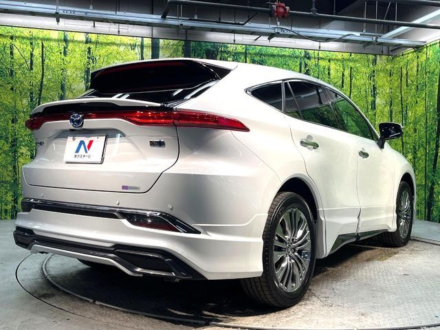 TOYOTA HARRIER HYBRID 2023 Image 31