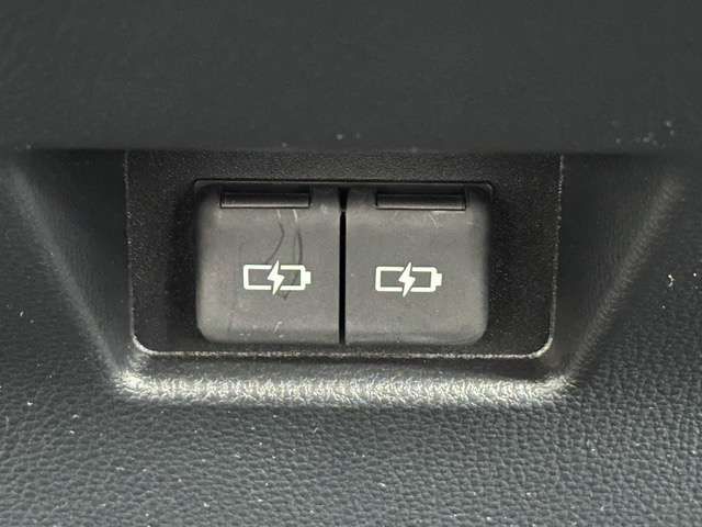 TOYOTA HARRIER HYBRID 2023 Image 31