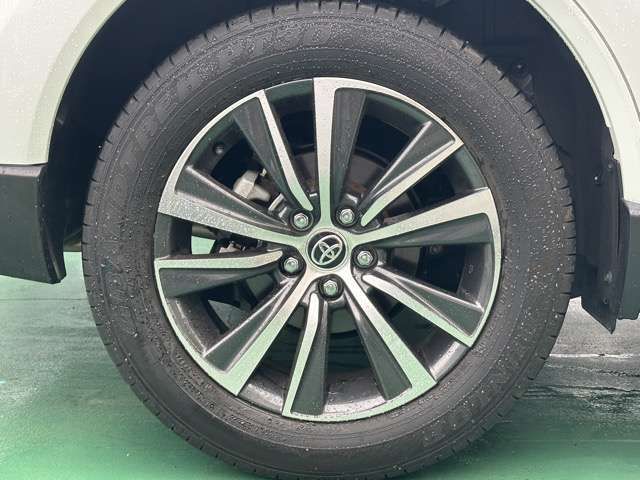 TOYOTA HARRIER HYBRID 2023 Image 31