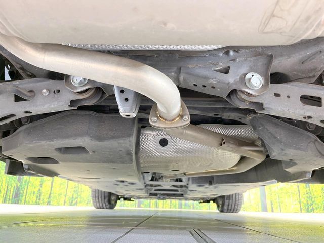 TOYOTA C-HR 2017 Image 31