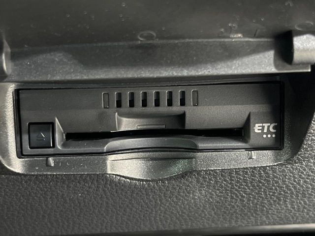 TOYOTA YARIS HYBRID 2023 Image 31