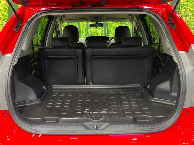 TOYOTA PRIUS ALPHA 2015 Image 31