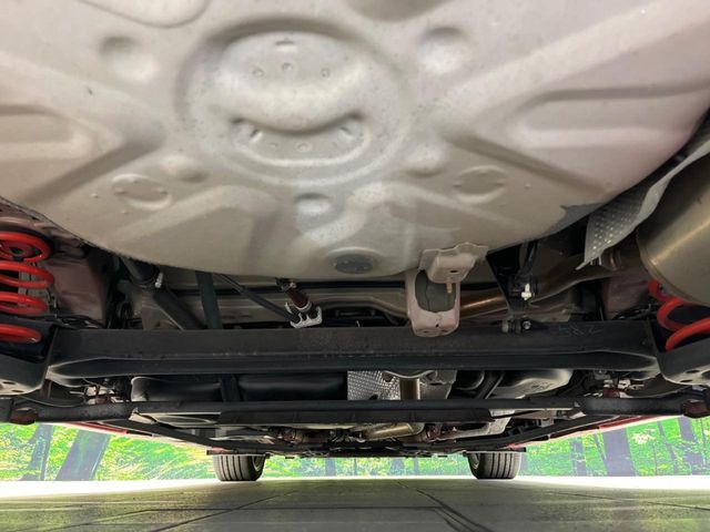 TOYOTA PRIUS ALPHA 2015 Image 31