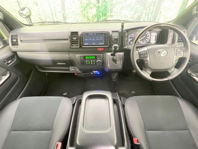 TOYOTA HIACE VAN 2WD 2022 Image 31