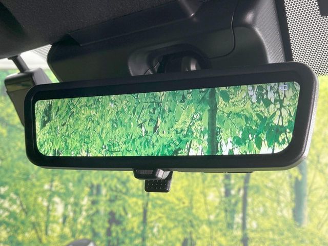 TOYOTA HIACE VAN 2WD 2022 Image 31