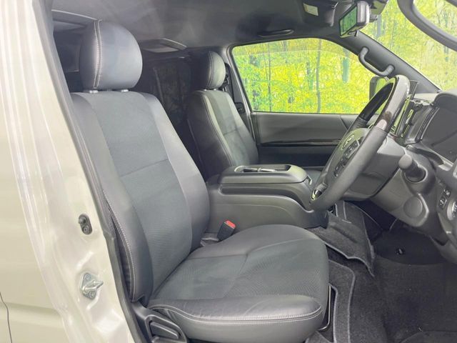 TOYOTA HIACE VAN 2WD 2022 Image 31