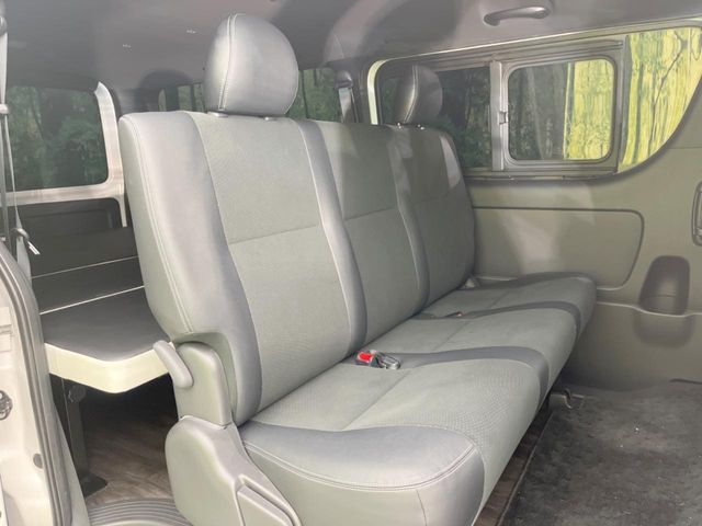 TOYOTA HIACE VAN 2WD 2022 Image 31