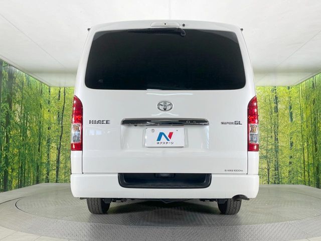 TOYOTA HIACE VAN 2WD 2022 Image 31