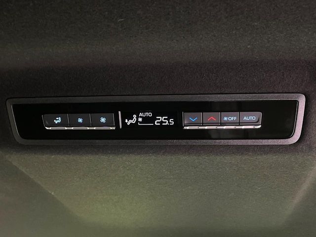 TOYOTA VOXY HYBRID 2024 Image 31