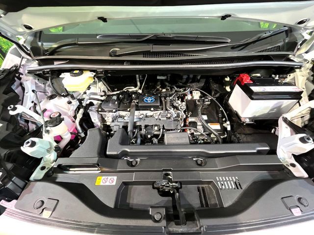 TOYOTA VOXY HYBRID 2024 Image 31