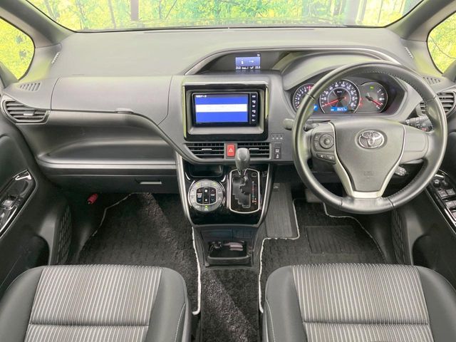 TOYOTA VOXY 2019 Image 31