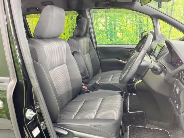 TOYOTA VOXY 2019 Image 31