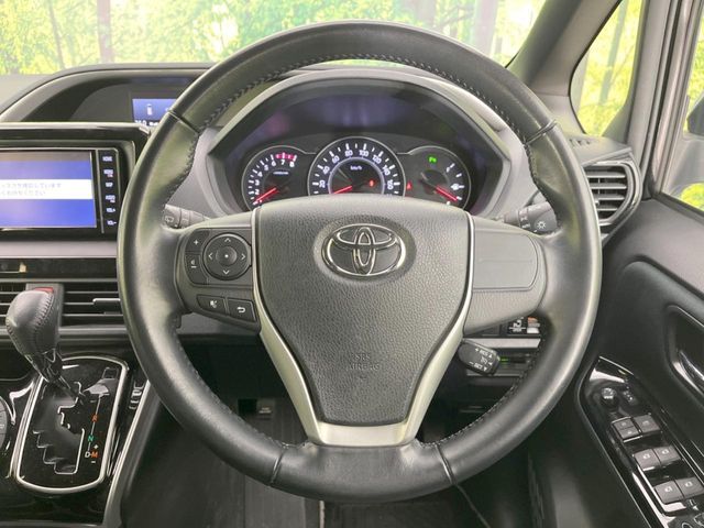 TOYOTA VOXY 2019 Image 31