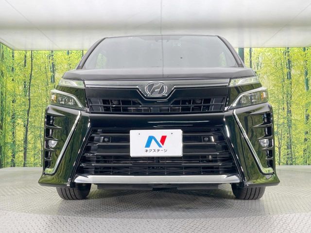 TOYOTA VOXY 2019 Image 31