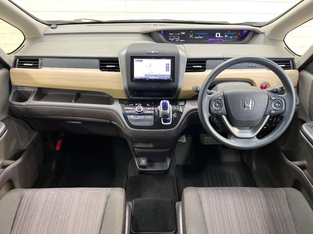 HONDA FREED HYBRID 2018 Image 31