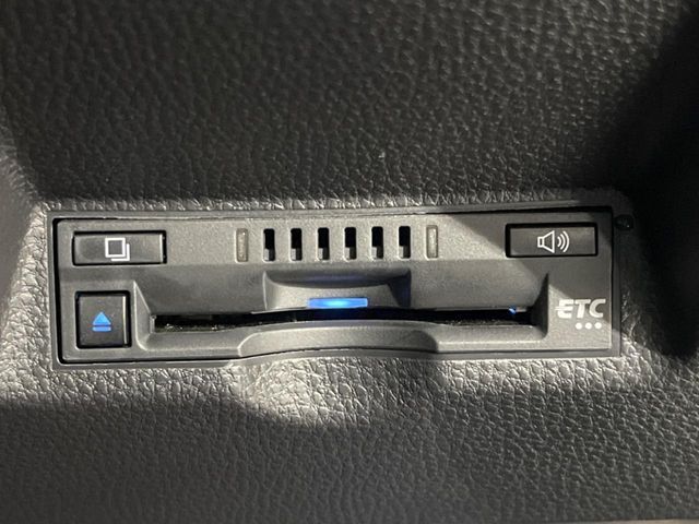 TOYOTA YARIS CROSS HYBRID 2023 Image 31