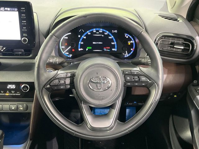 TOYOTA YARIS CROSS HYBRID 2023 Image 31