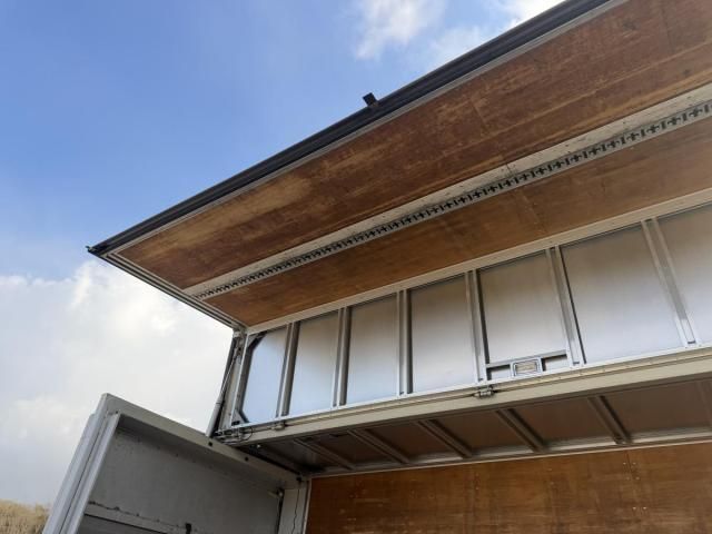 NISSAN DIESEL CONDOR 2012 Image 31