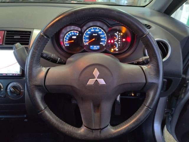 MITSUBISHI COLT 2011 Image 31