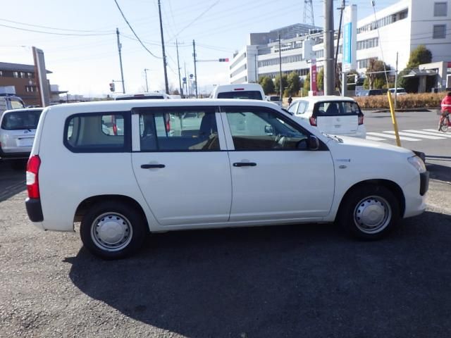 TOYOTA PROBOX VAN HYBRID 2019 Image 31